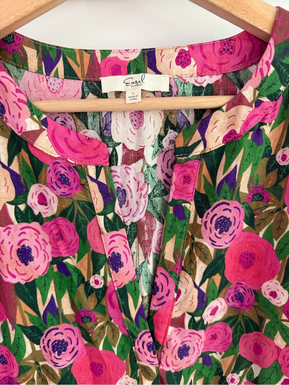 Women’s Floral Ruffle Sleeve Dress - Picture 3 of 7